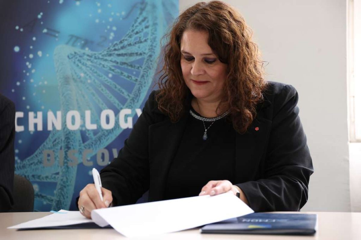 Ministrica Duraković: Podržavamo odlične učenike romske nacionalnosti