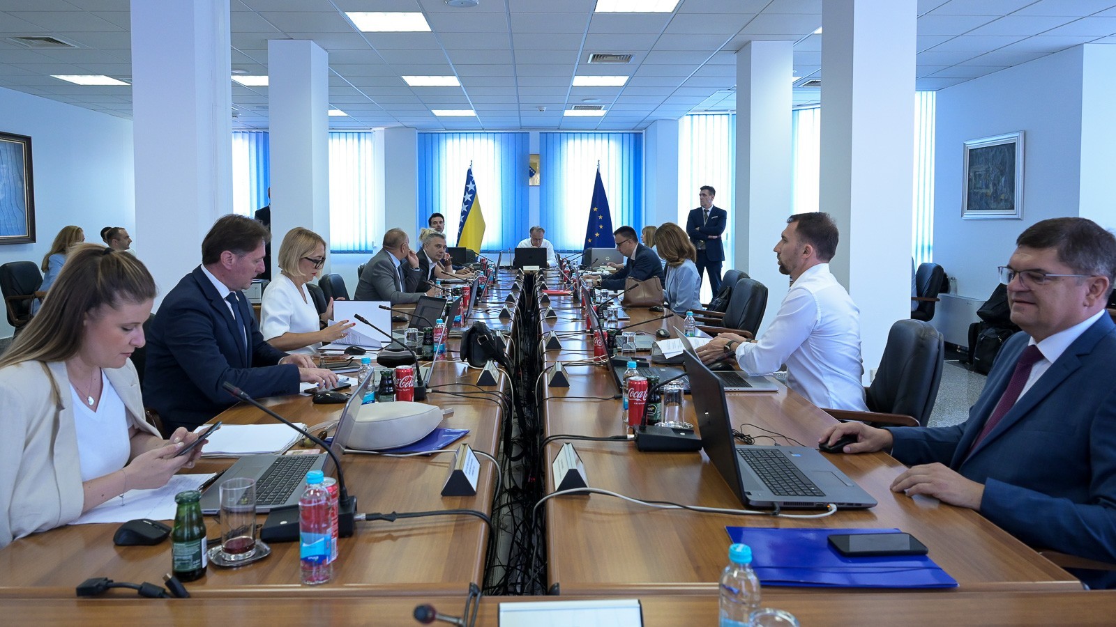 Skoro 840 hiljada KM za potrebe osoba sa invaliditetom, sigurne kuće i javne kuhinje