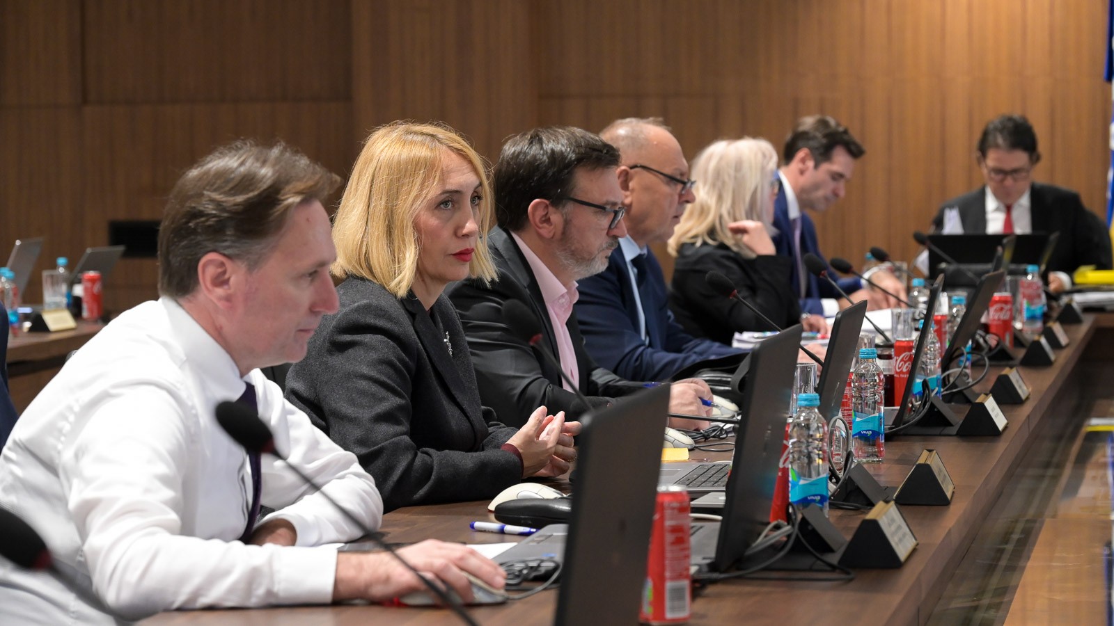 Propisivanje mjere neposredne kontrole cijena određivanjem najvišeg nivoa cijena za pojedine proizvode