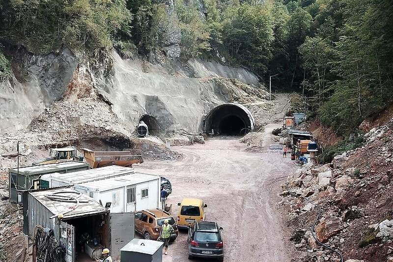 FMPK: O izgradnji tunela Hranjen