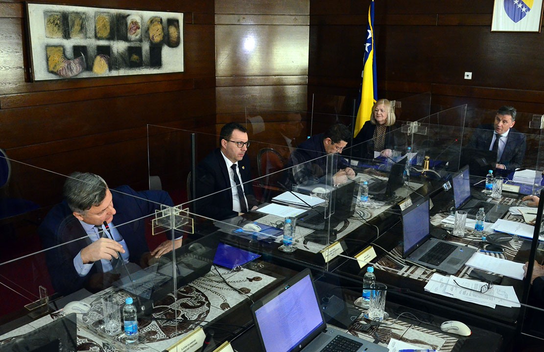 Putem KGP-a izvoznicima i velikim preduzećima izdate i odobrene garancije od  135 miliona KM