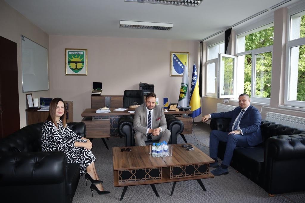 Zamjenik federalnog premijera Mijatović u posjeti Bosansko-podrinjskom kantonu